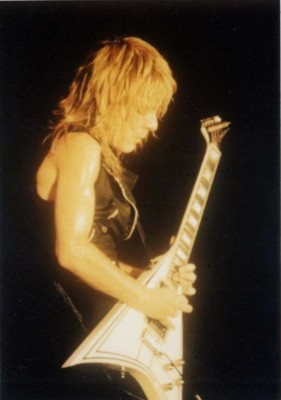 lrg-1343-oz-blizzard-ran-p-0002.jpg (31.11 KiB) Viewed 47277 times rockin rhoads