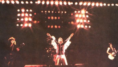 5g_Bob-Ozzy-Randy--Blizzard-of-Oz-gig--1980.jpg