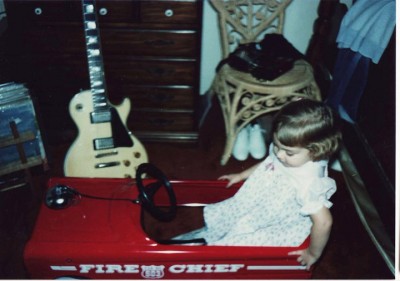 RR Les paul bedroom.jpg