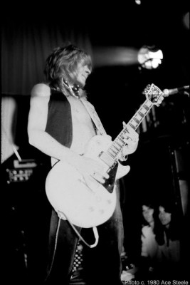 tinyB-WRhoads1980.jpg