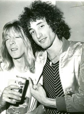 Kevin Dubrow & Mick Ronson.jpg