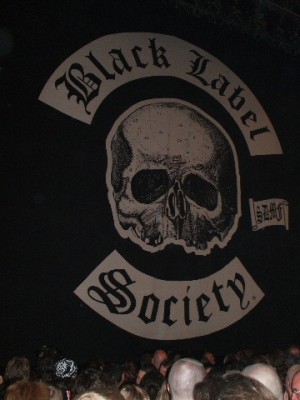 Ozzy @ Wembley Arena. 003.jpg (78.08 KiB) Viewed 5353 times Ozzy @ Wembley Arena. 003.jpg