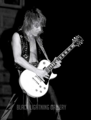 img271_randyrhoads-bw-wm.jpg