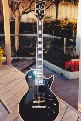 John Thomas 68 LP guitar.jpg