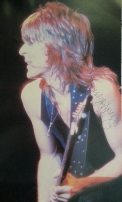 Randy Rhoads signed Diary prog 1981.jpg