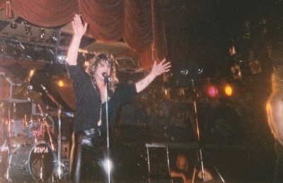 Ozzy Newcastle Mayfair 1988 -2.jpg