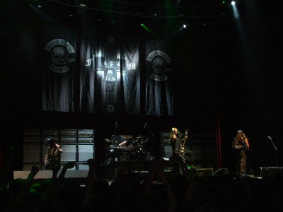 Ozzy @ Wembley Arena. 009.jpg (100.8 KiB) Viewed 5589 times Ozzy @ Wembley Arena. 009.jpg