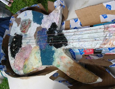 trashbagbassguitar.jpg
