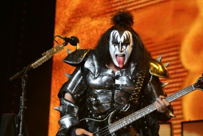 Kiss Newcastle 2010 - 13.jpg